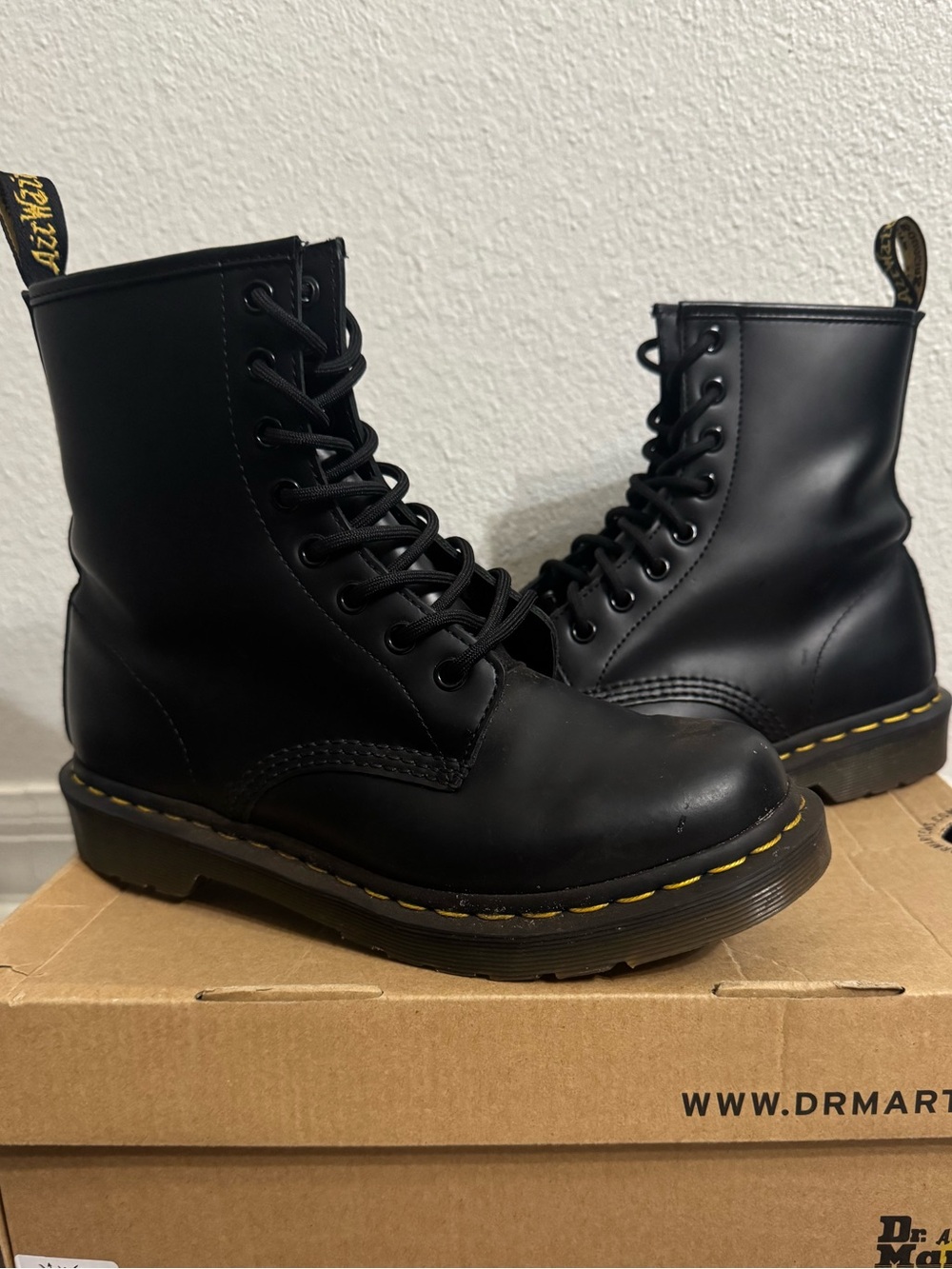 Women’s Dr. Martens 1460 
Smooth Leather Lace Up Boots
